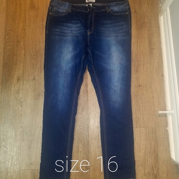 Jeans - Picture 1 of 1